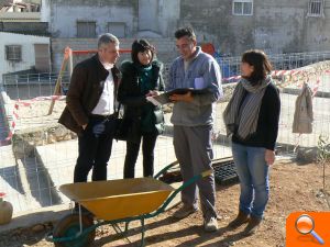 Primeres actuacions del Taller d’Ocupació “Centelles Oliva II” al carrer Muntanya/Sant Felip i la muntanya de Santa Anna - (foto 2)